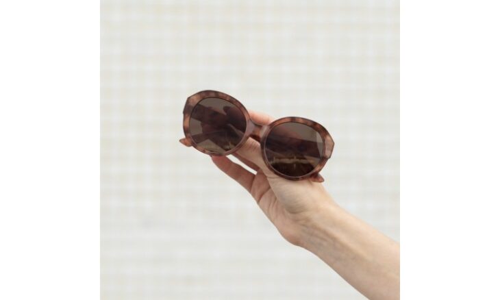 lautenschlagerLOVESyou CHARLY THERAPY jackie-kennedy-style-sunglasses-in-brown-jackie-mahogany3